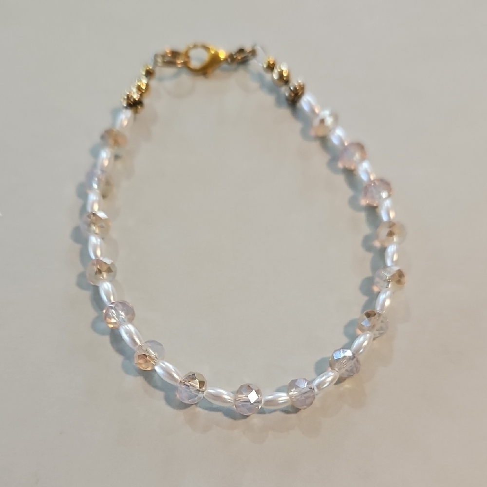 Pearl and Crystal Bracelet Hand Crafted 8 Inches